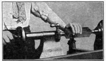 Lesson-I-Placing-Work-In-The-Lathe-6
