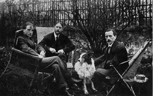 The Futurist Brothers: Marcel Duchamo, Jacques Villon, Raymond Duchamp-Villon