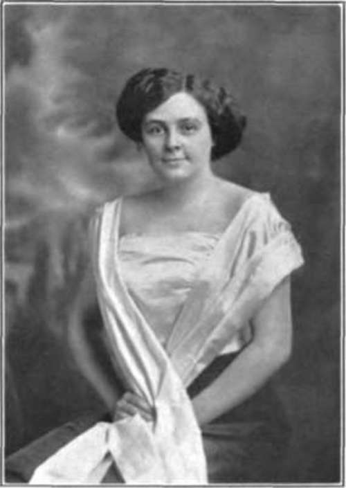 A Clearing House Of Ideas StudioLightMagazine1911 171