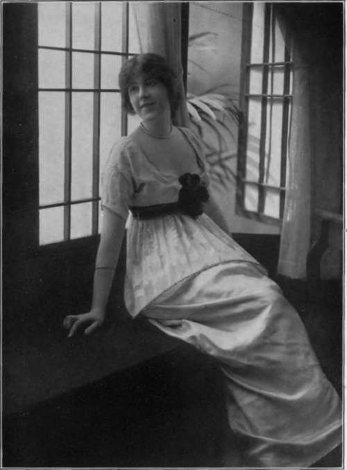 Halation StudioLightMagazine1914 61