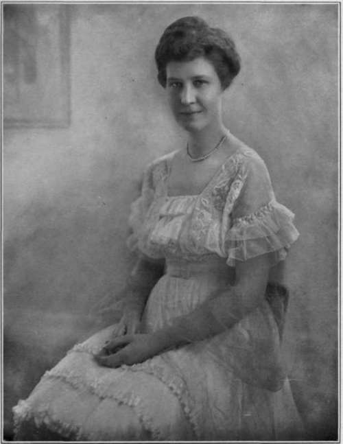 Getting Commercial Business StudioLightMagazine1916 210