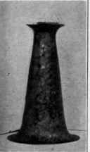 Fig . 125. Showing extent to which a cramped seam will stretch.