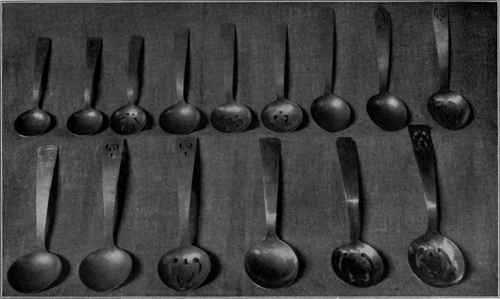 Fig . 153 Plain and saw pierced nut spoons. Made of I5 gage copper, by the second method.