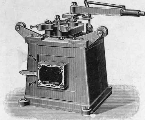Fig. 35. Hand Chain Welding Machine, for Chains up to 6 mm. diameter.