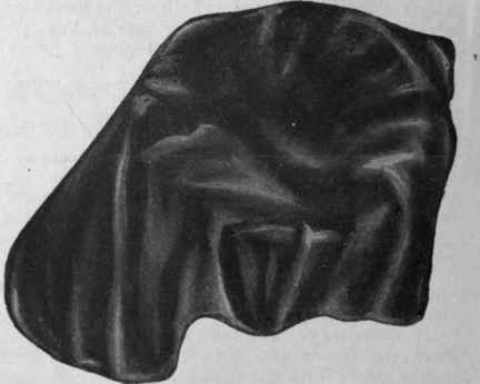 Fig. 3a. The velvet placed over interior of brim