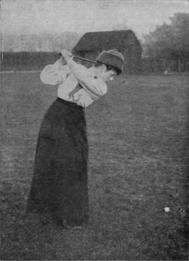 Fig. 3. The correct position of the hands and body at the top of » swing with a wooden club