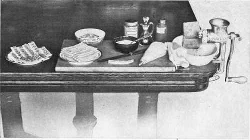 Piquante Cheese Crackers.