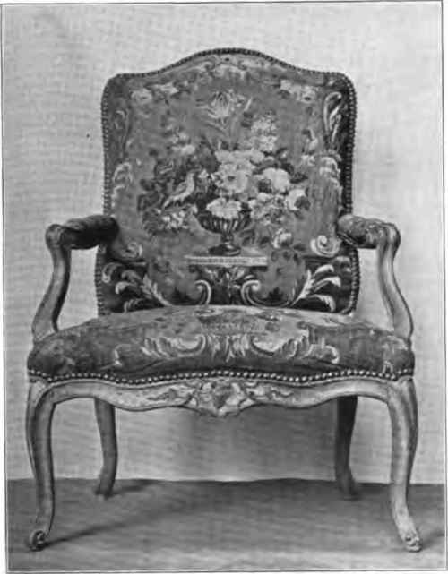 FRENCH ARMCHAIR, LOUIS XV PERIOD.