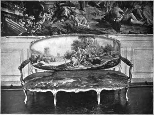 FRENCH SOFA, LOUIS XV PERIOD.