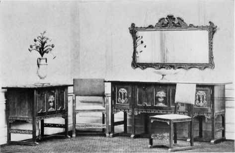 GIOVANNI DINING ROOM SUITE OF ITALIAN RENAISSANCE TYPE.