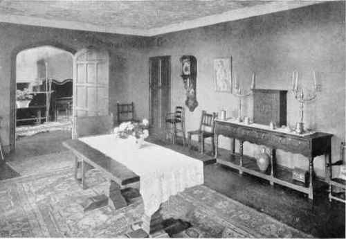 LIBERAL PERIOD RENAISSANCE FURNISHING IN A COUNTRY HOUSE AT WHITEMARSH, PENNSYLVANIA.