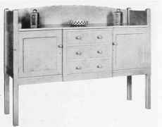 Sideboard in Grey and Green.