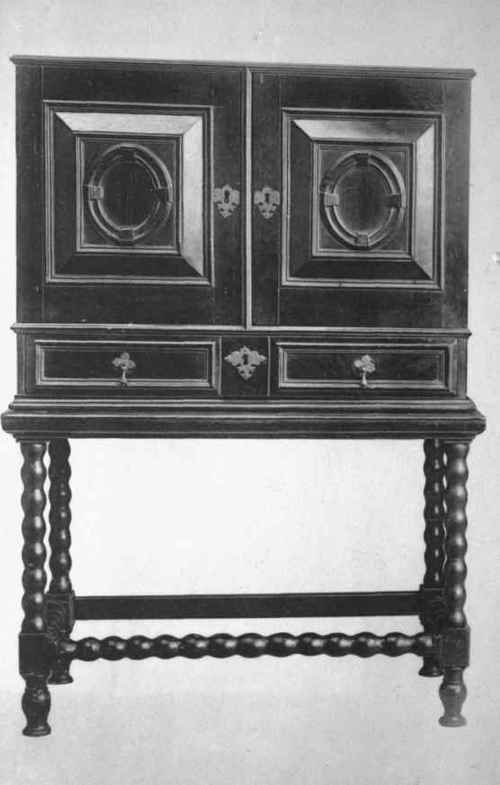 Coin Cabinet, Oak And Cedar Inlaid With Rosewood 17th Century