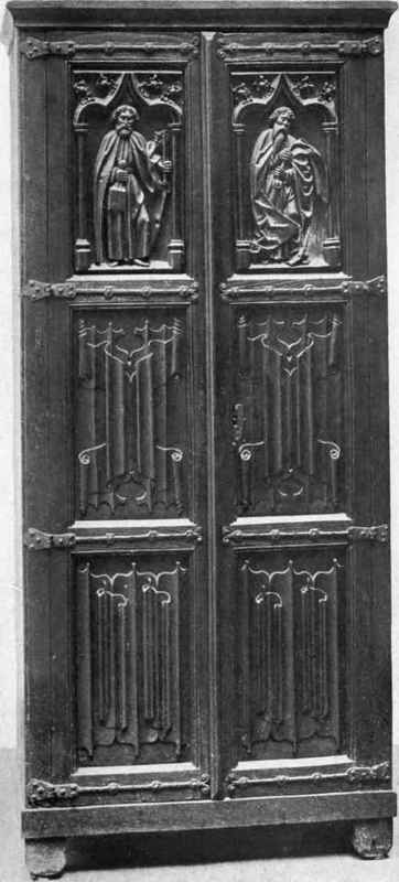 Gothic Cupboard with Linenfold Panels   Nuremberg Museum