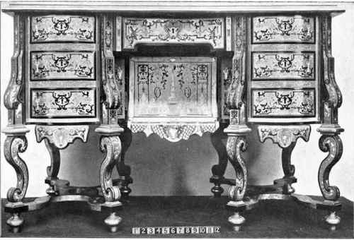 FRENCH KNEEHOLE TABLE BY ANDRE CHARLES BOULLE (LOUIS QUATORZE).
