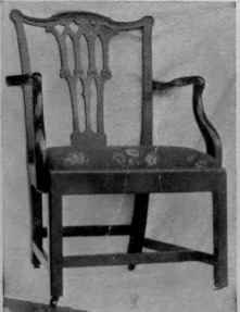 Gothic Fret Splat, Shaped Arm.