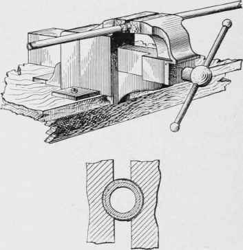 Vise for polished pipe