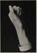 CONIC TIP TO THUMB