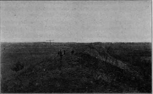 Esker, central New York. (Photograph by Fairchild).