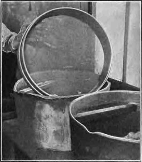 Hand mixing equipment.