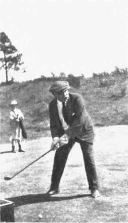  A well known amateur on the heather beli.