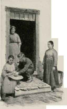 A Group Of  Habitants.