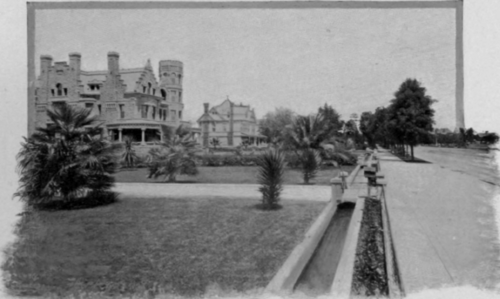 Palatial Residences In Los Angeles